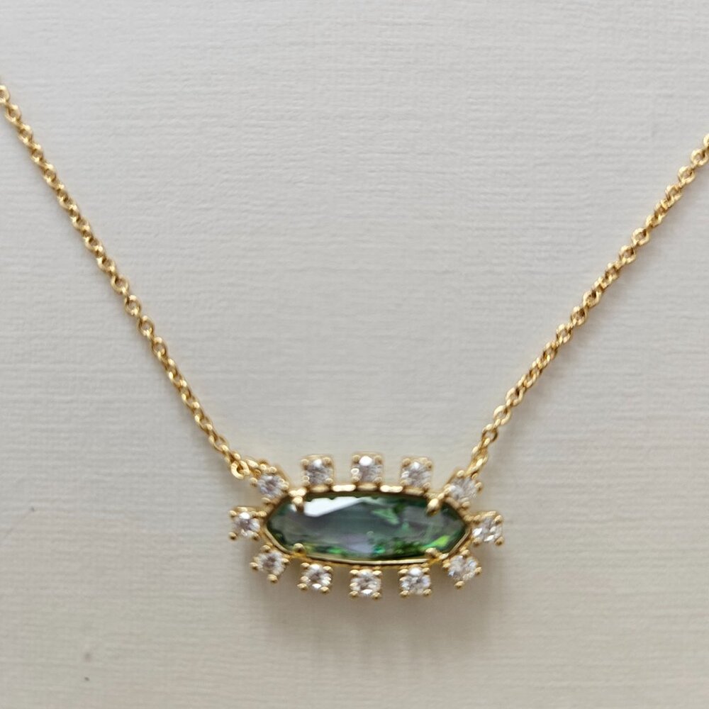 Kendra scott necklace